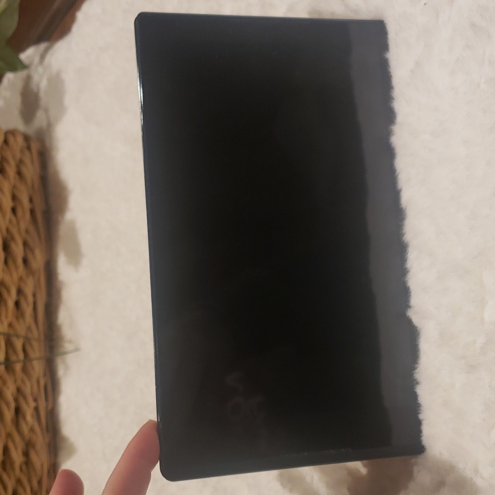 Small  iPad  black Ellipsis